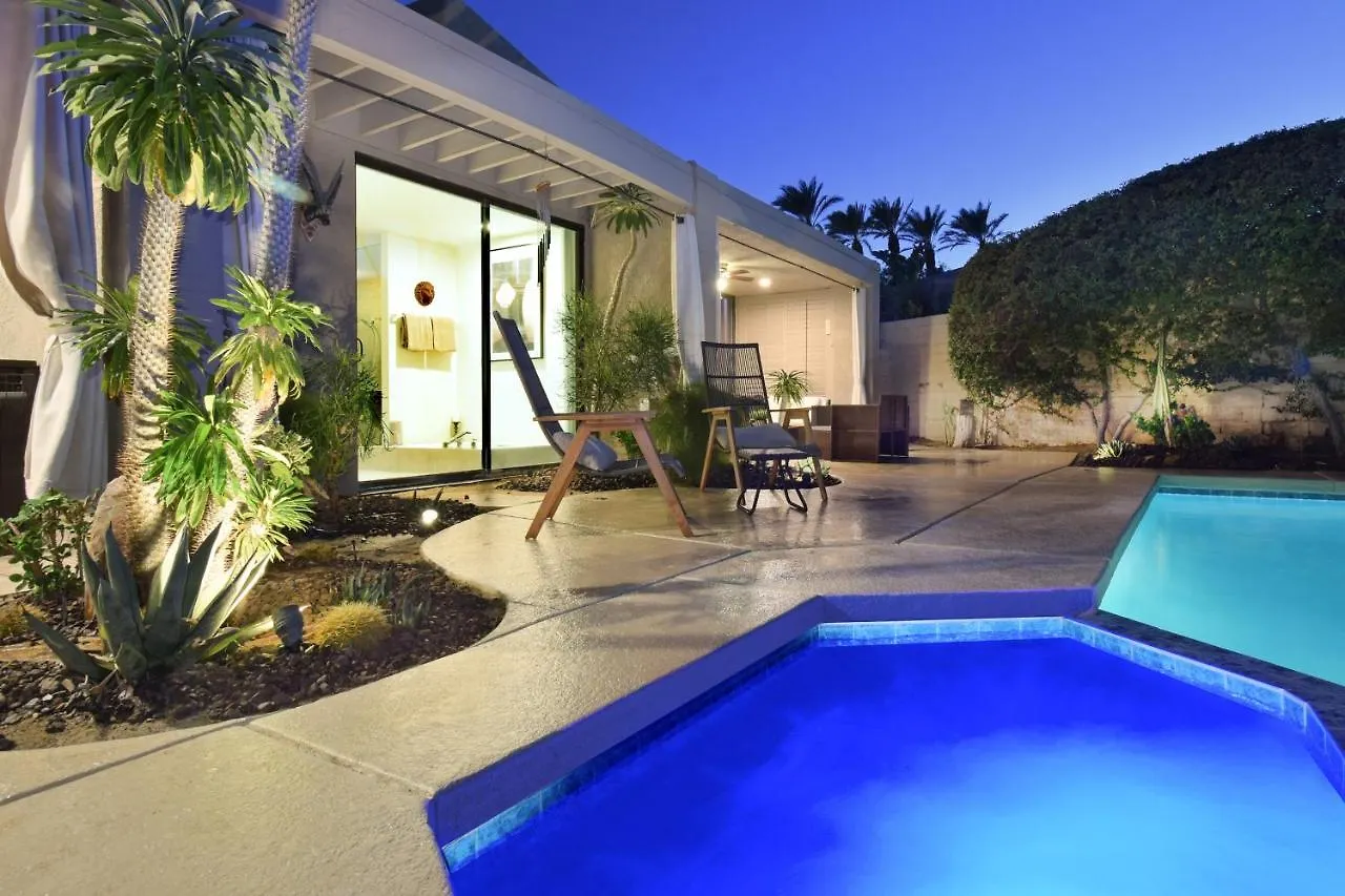 Sundance Villa Condo E Permit# 2845 Palm Springs Apartment