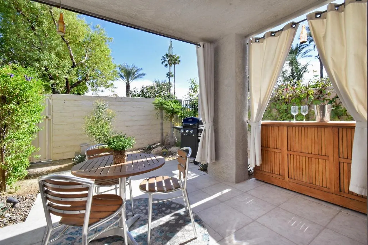 Apartment Sundance Villa Condo E Permit# 2845 Palm Springs United States