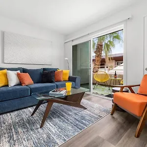 The 1 At Biarritz-remodeled 1 Bedroom In Downtown Ps Apartment