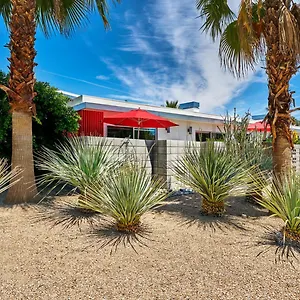Sophia Oasis Luxe 2br With Mountain Views Apartment
