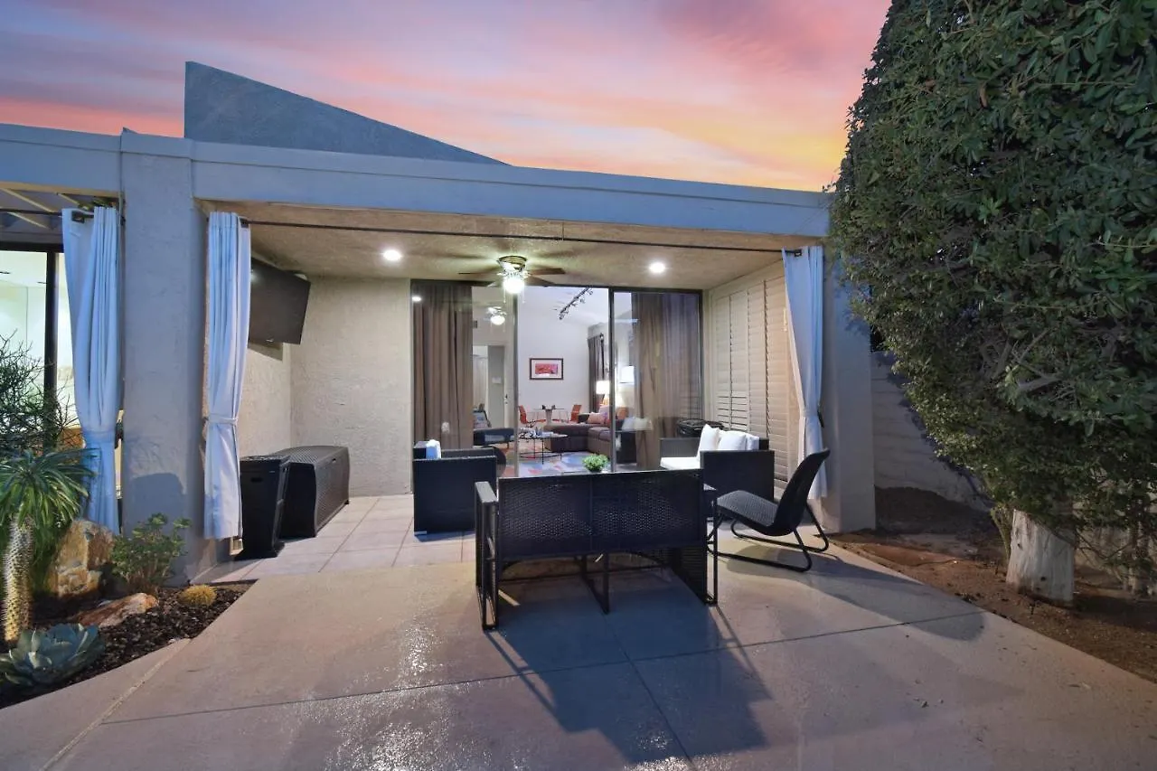 Sundance Villa Condo E Permit# 2845 팜 스프링스